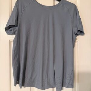 Lululemon Women's Flowy Top Size 12/14 P2P Is 20" Light Blue